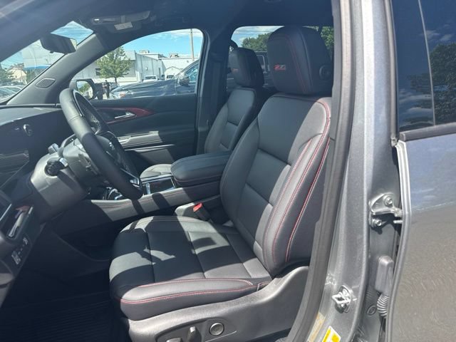 New 2026 Chevrolet Traverse Z71 w/ Enhanced Driving Package AWD/4WD image 9