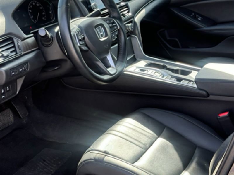Used 2022 Honda Accord Touring image 7