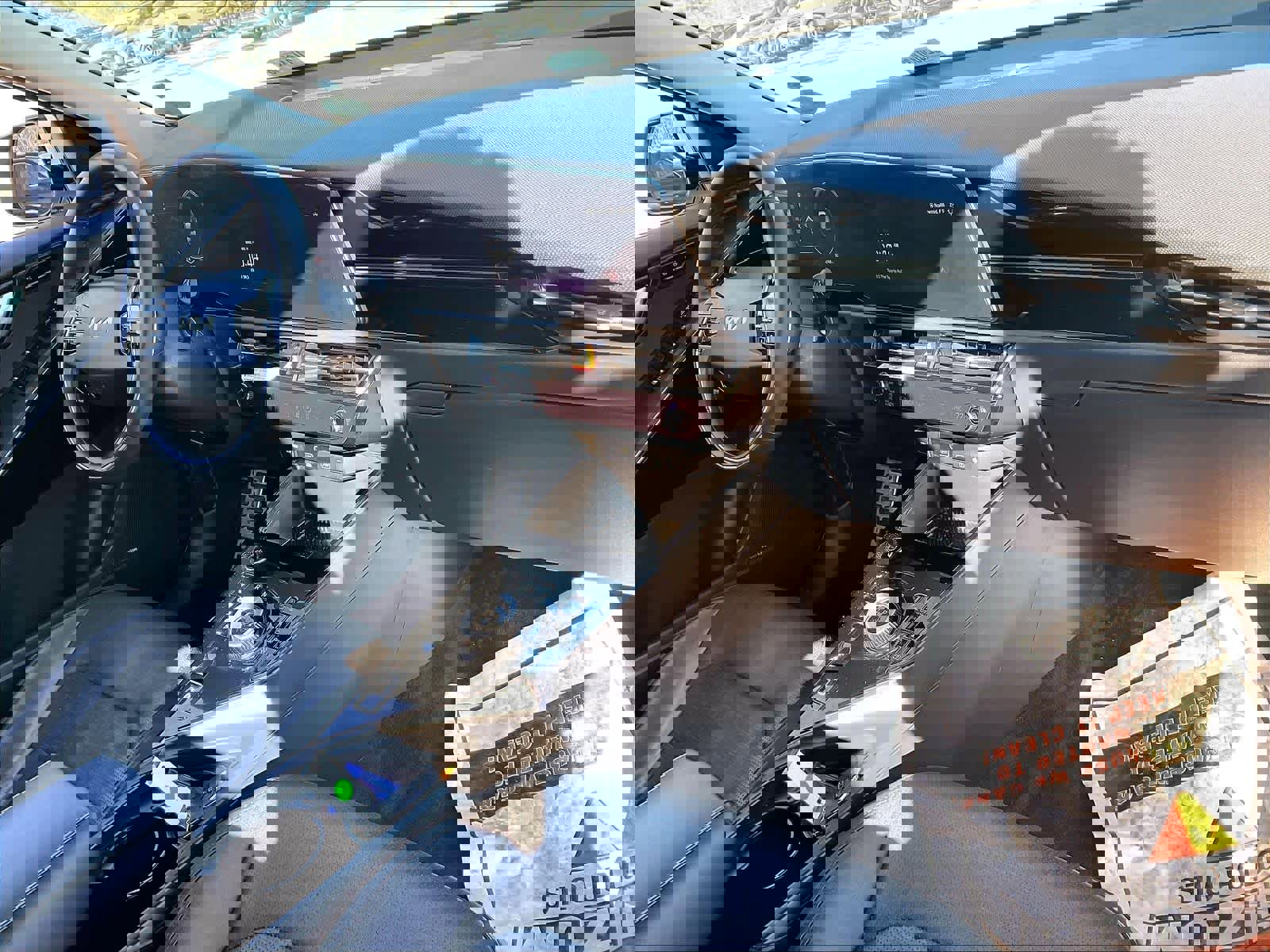 Used 2023 Kia Niro Wave w/ Wave Preserve Package image 14