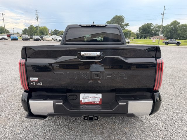 Used 2023 Toyota Tundra Limited AWD/4WD image 5
