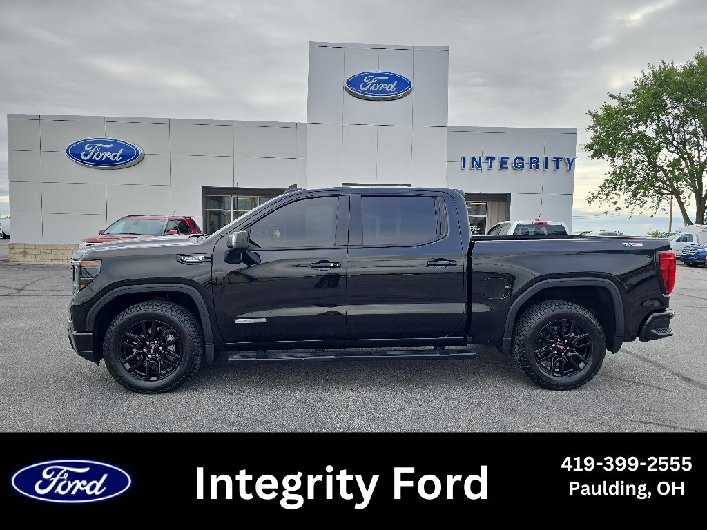 Used 2025 GMC Sierra 1500 Elevation w/ Elevation Premium Package