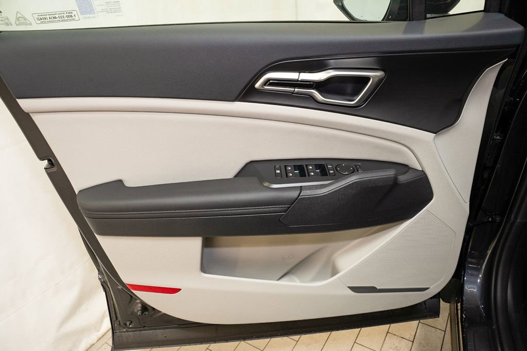 New 2026 Kia Sportage EX FWD image 13