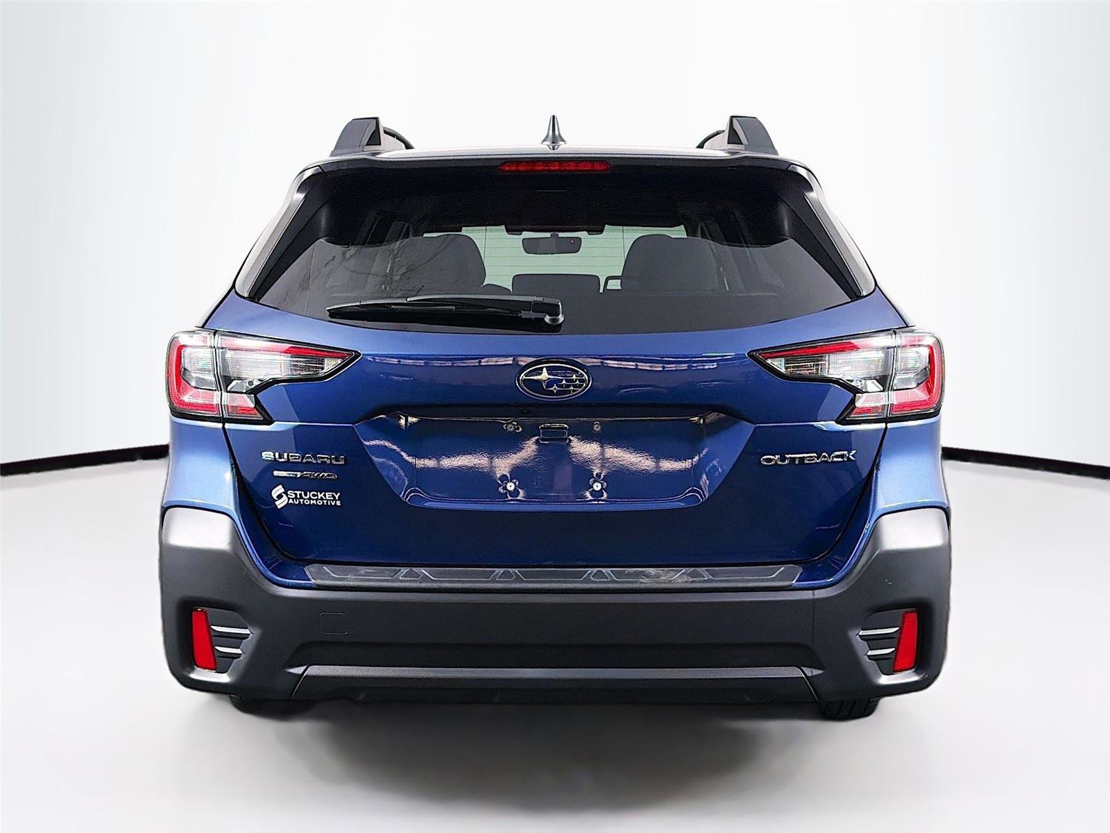 Used 2020 Subaru Outback Premium image 6