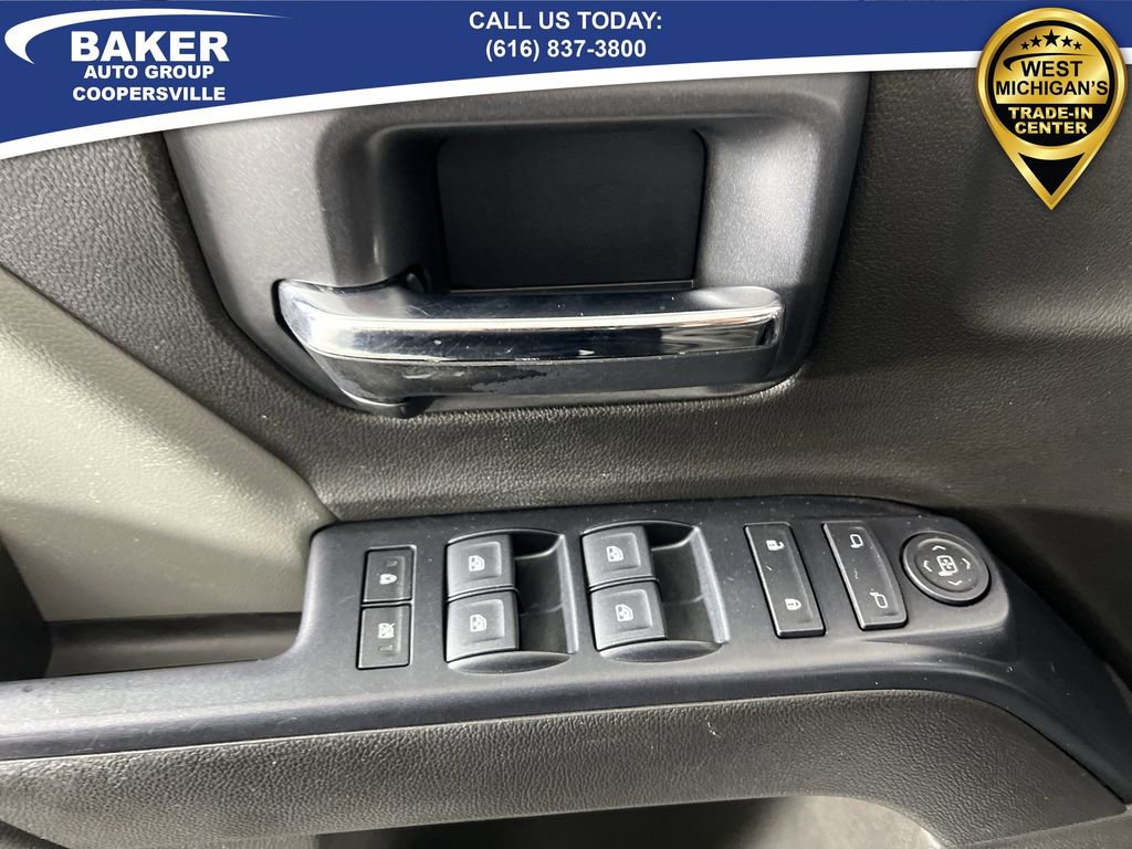 Used 2018 Chevrolet Silverado 1500 Custom w/ Custom Value Package image 21