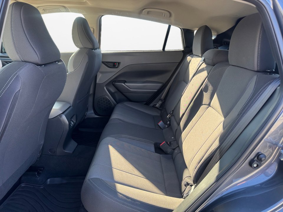 Used 2025 Subaru Crosstrek 2.0i Premium image 16