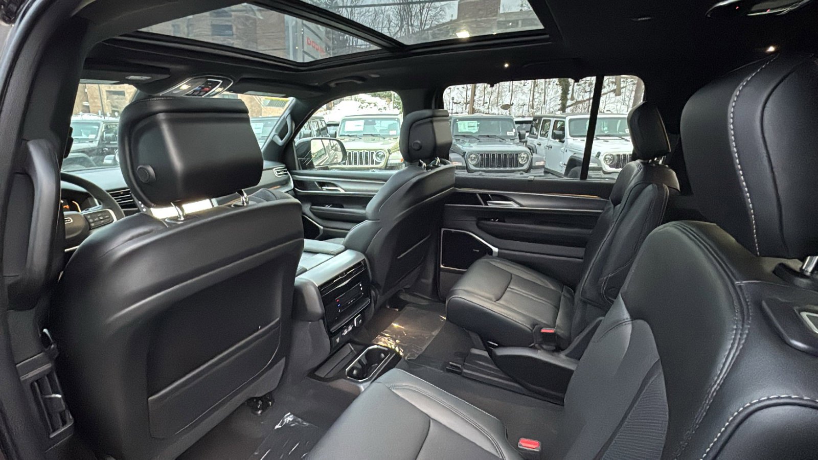 New 2026 Jeep Grand Wagoneer L Limited image 26