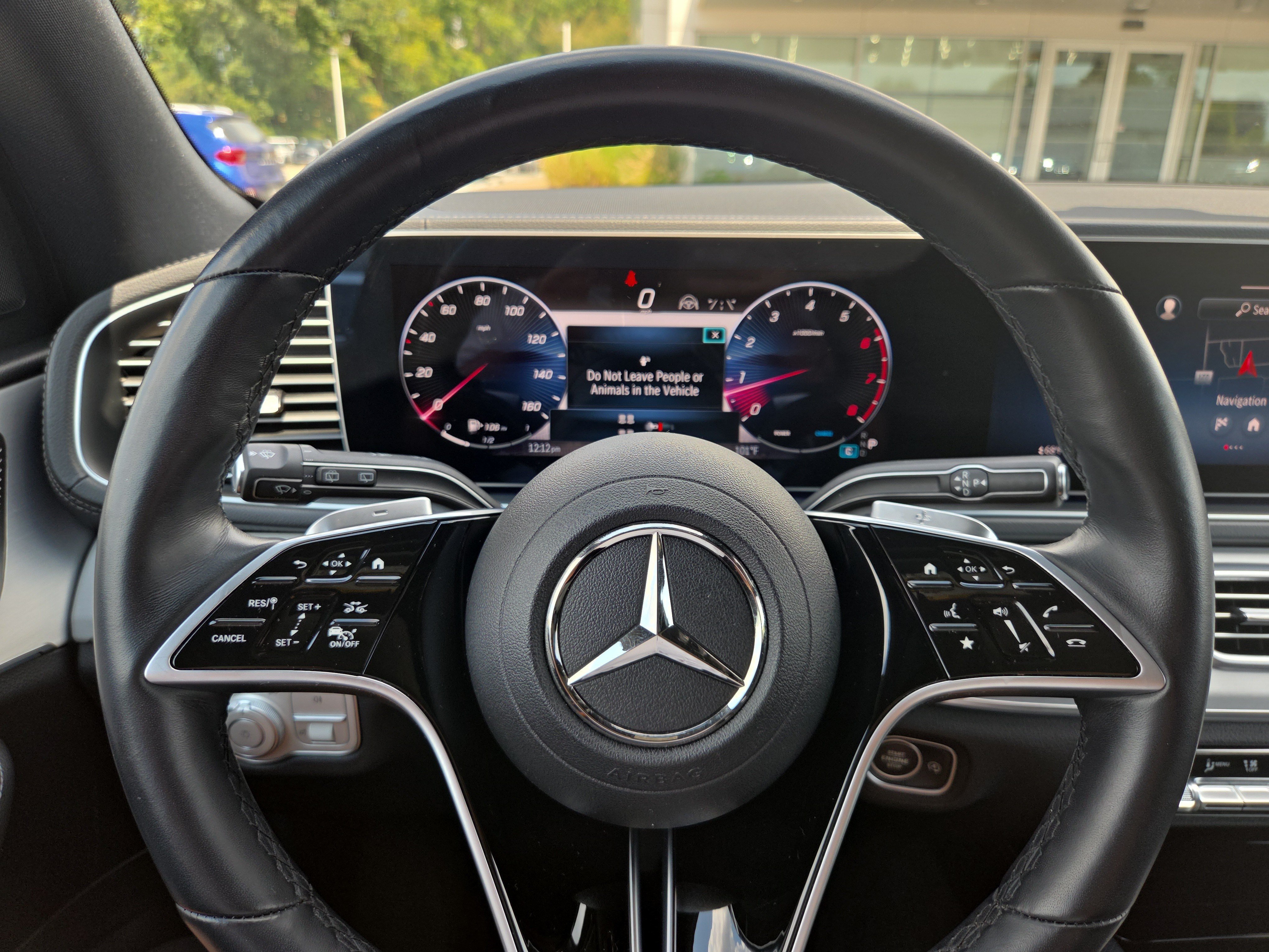 Used 2025 Mercedes-Benz GLS 450 4MATIC image 11
