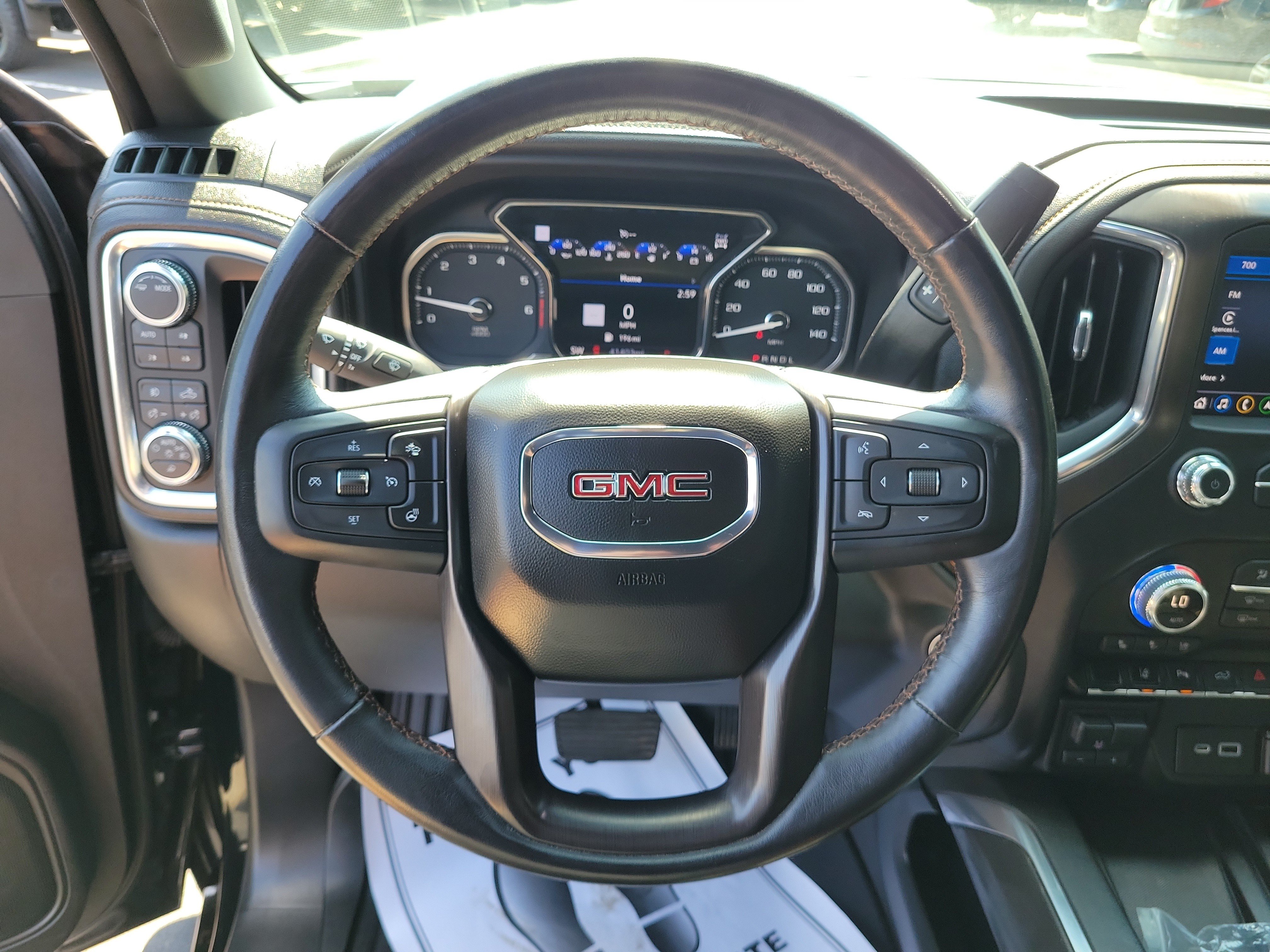 Used 2022 GMC Sierra 2500 AT4 w/ AT4 Premium Plus Package AWD/4WD image 21