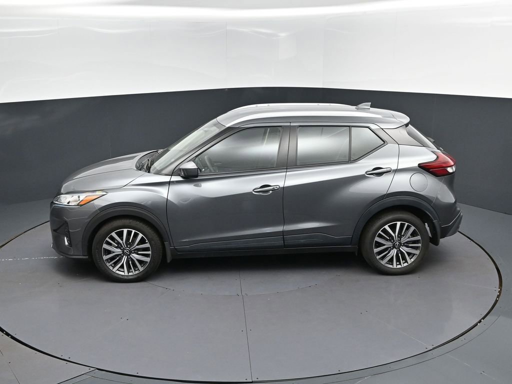 Used 2024 Nissan Kicks SV FWD image 32