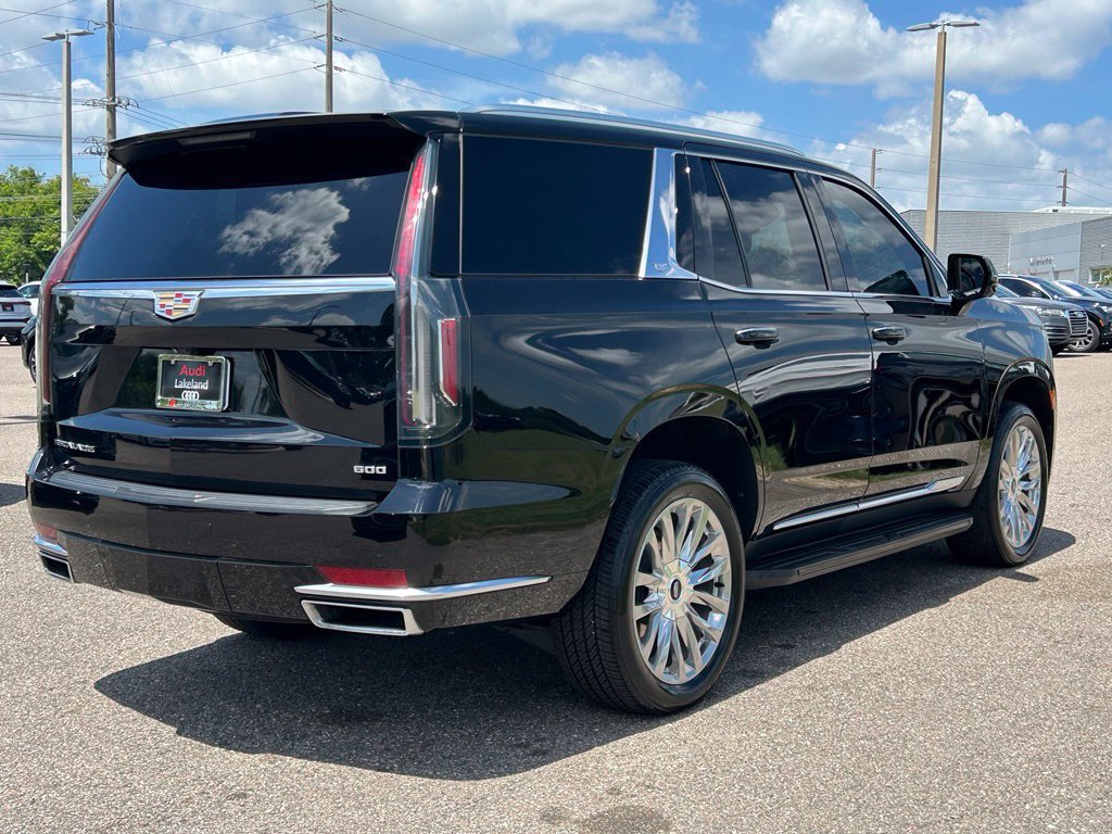 Used 2023 Cadillac Escalade Premium Luxury w/ LPO, Illumination Package AWD/4WD image 5