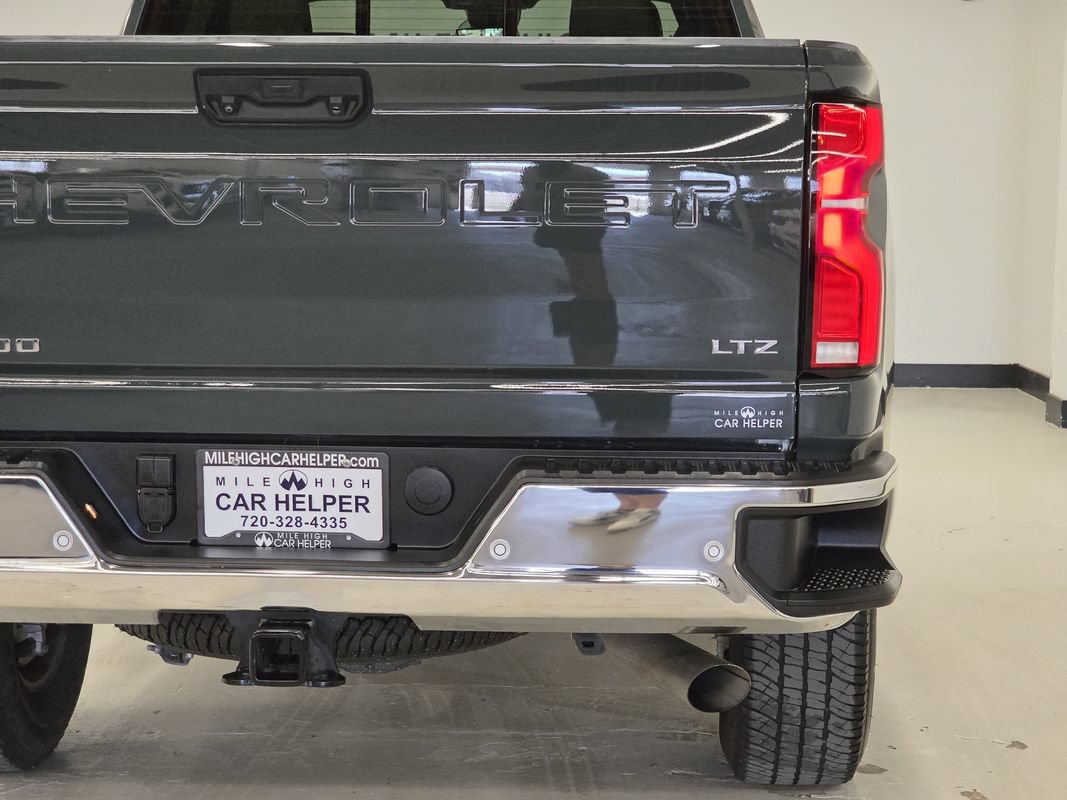 Used 2025 Chevrolet Silverado 2500 LTZ w/ LTZ Premium Package AWD/4WD image 51