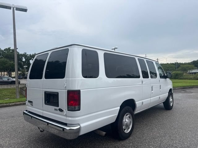 Used 2014 Ford E-350 and Econoline 350 XLT RWD image 7