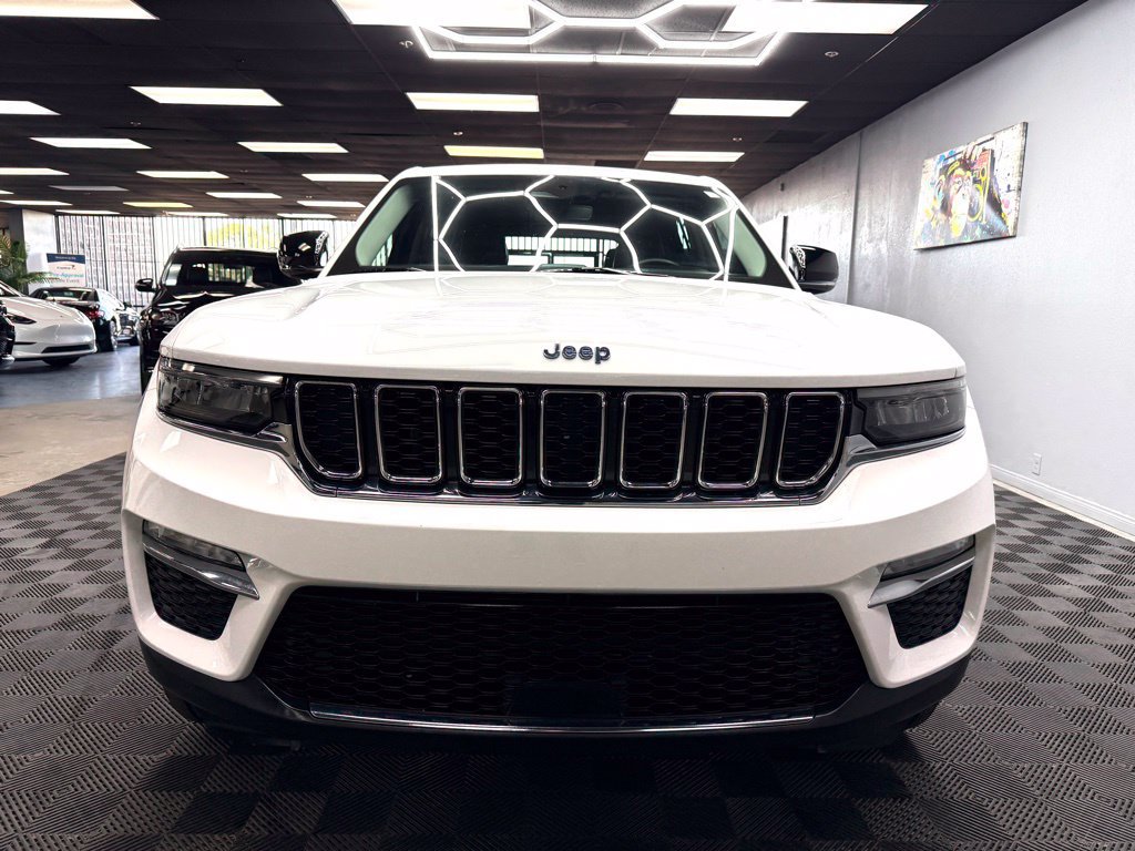 Used 2022 Jeep Grand Cherokee Limited 4xe AWD/4WD image 3