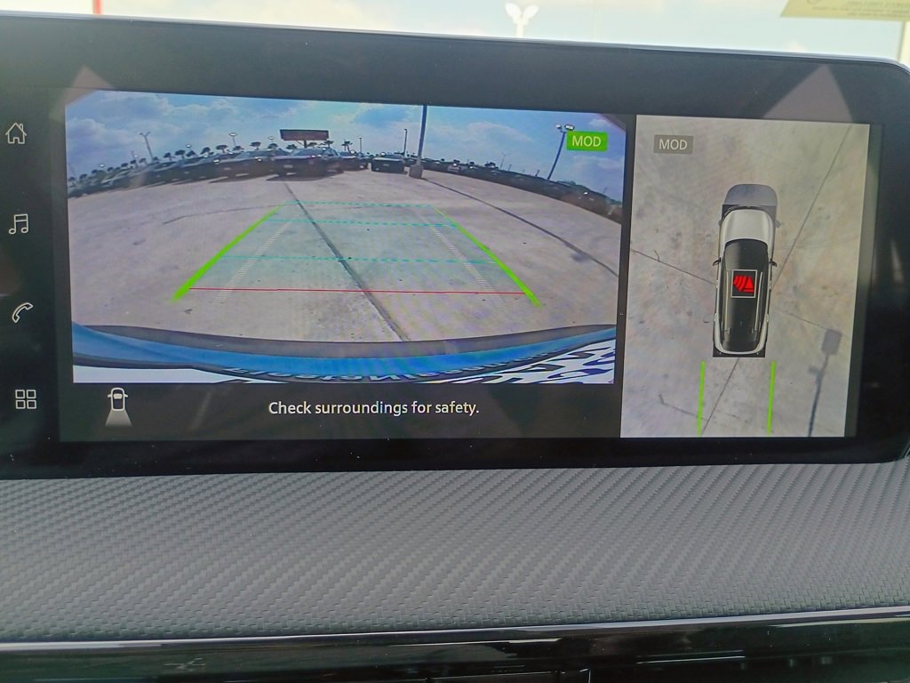 New 2026 Nissan Kicks SR image 14