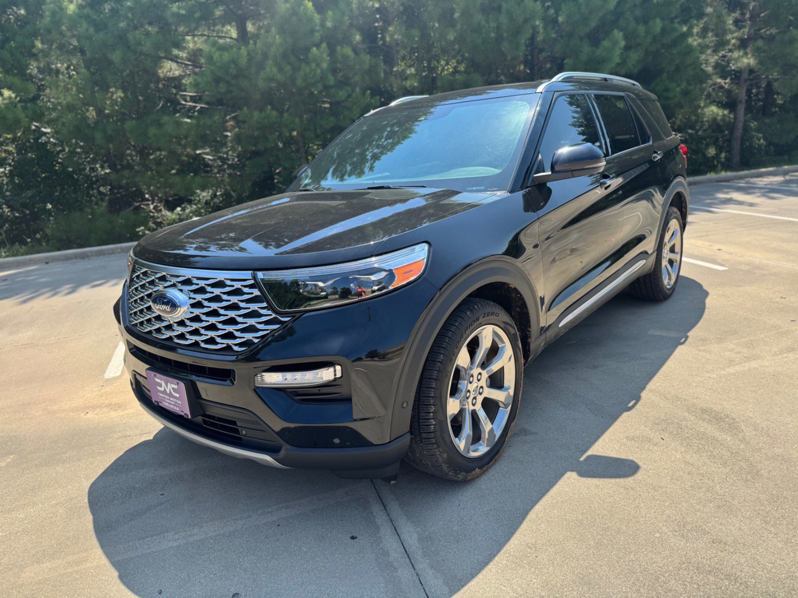 Used 2020 Ford Explorer Platinum w/ Premium Technology Package image 1