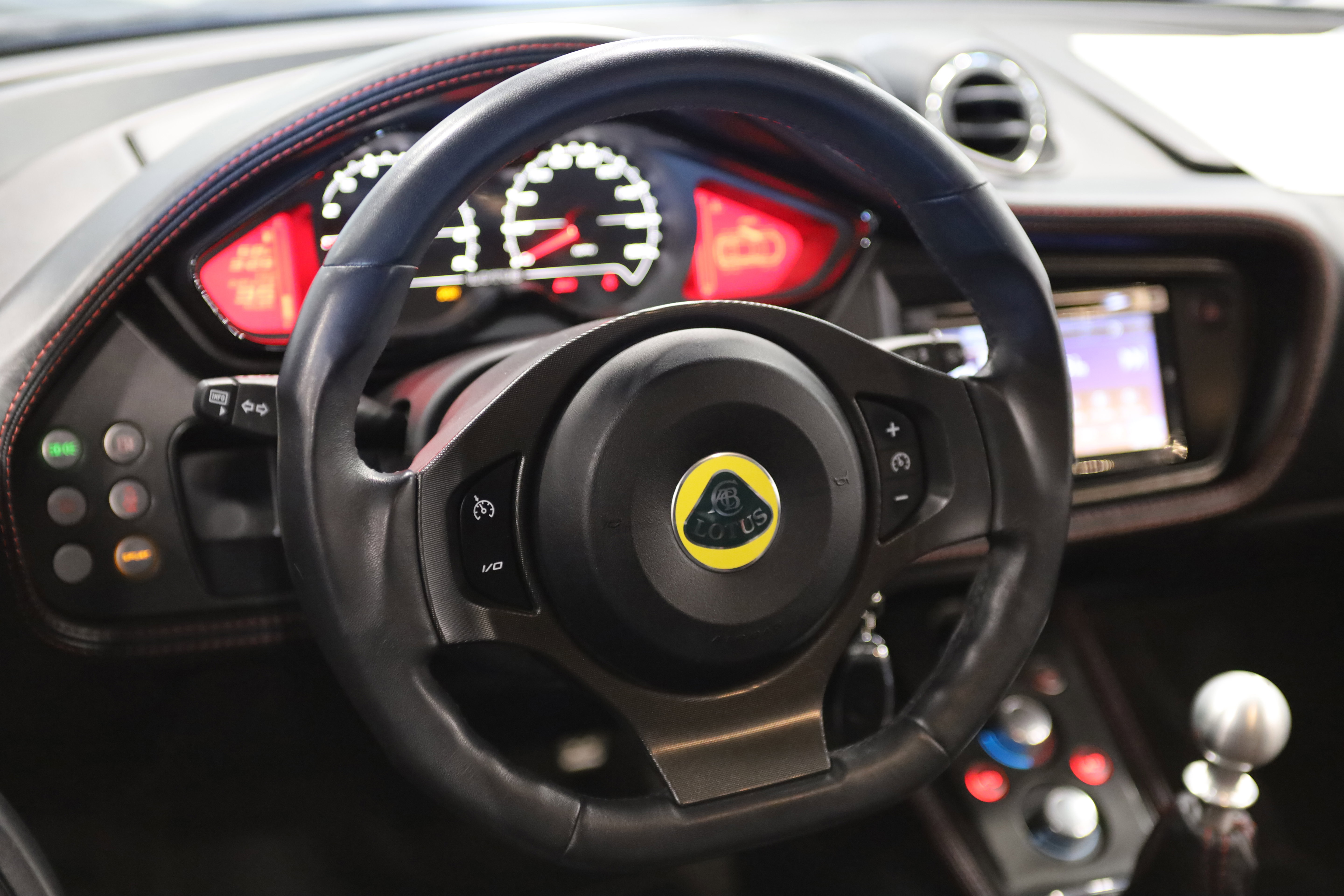 Used 2014 Lotus Evora S RWD image 21