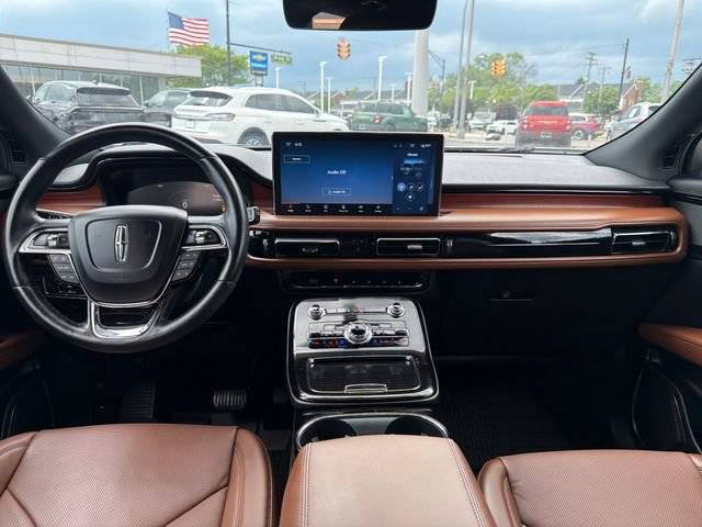 Used 2022 Lincoln Nautilus Reserve AWD/4WD image 17