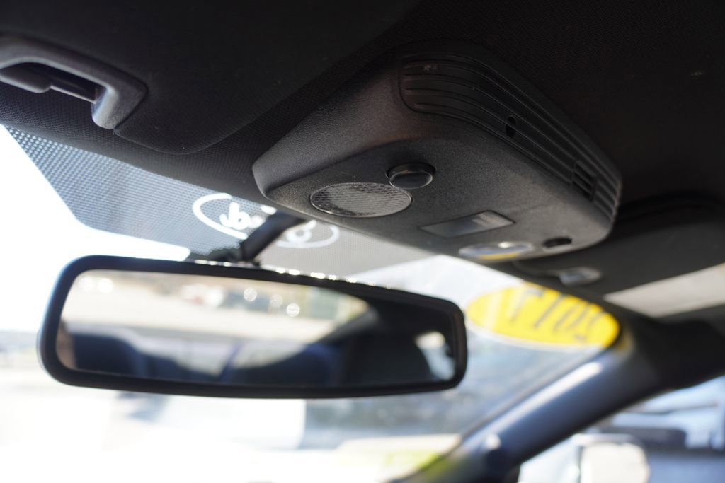 Used 2017 Ford Mustang EcoBoost image 26