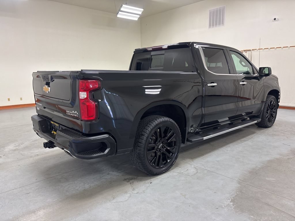 Used 2021 Chevrolet Silverado 1500 High Country w/ Z71 Off-Road Package AWD/4WD image 8