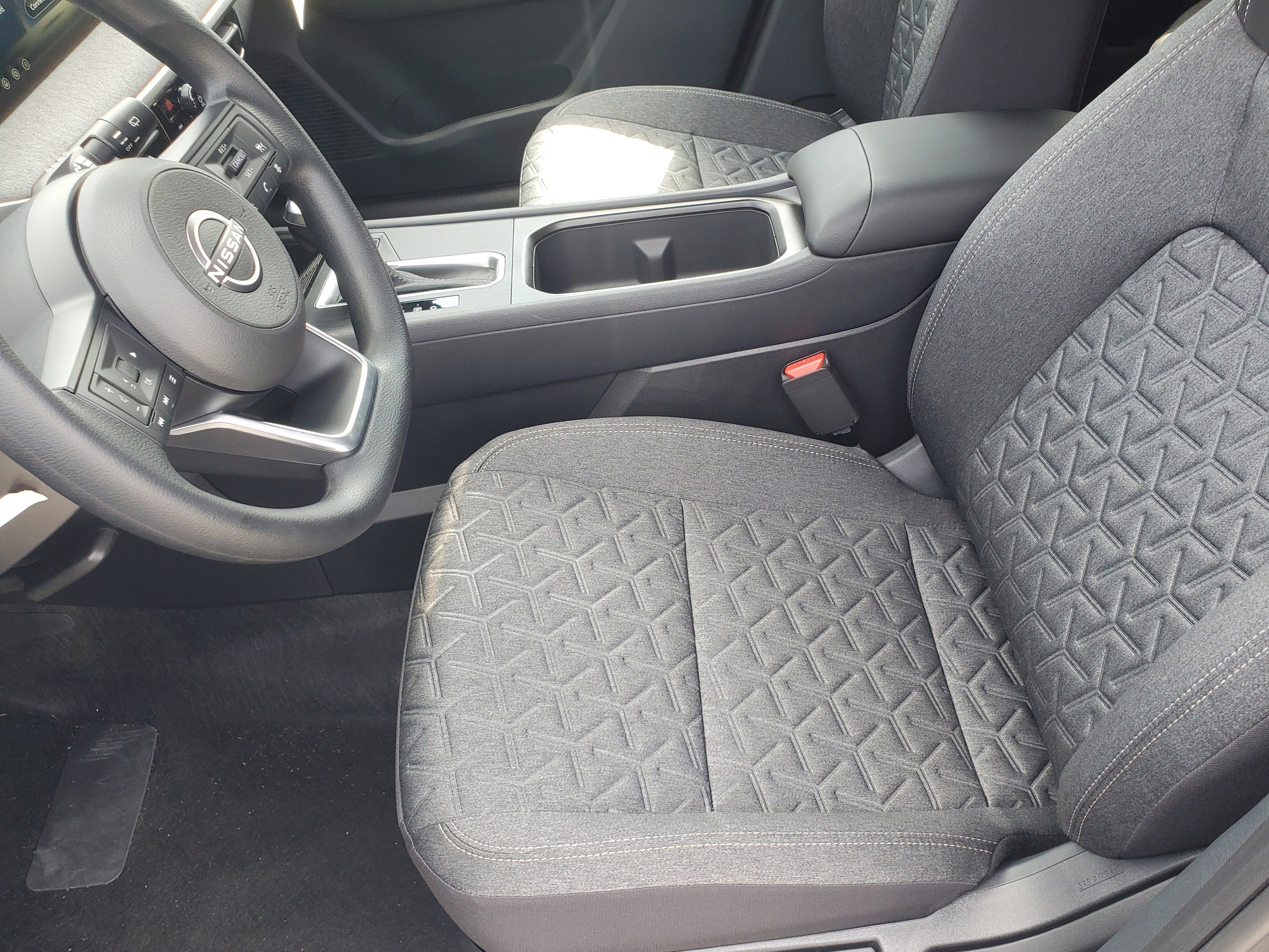 New 2026 Nissan Kicks SV image 14