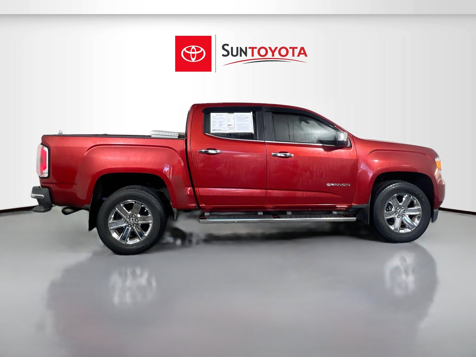 Used 2016 GMC Canyon SLT w/ Trailering Package image 2