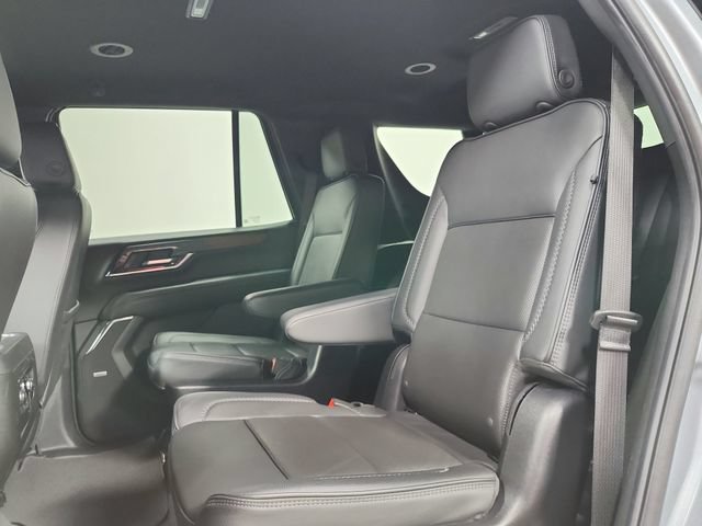 Used 2025 GMC Yukon Denali RWD image 36