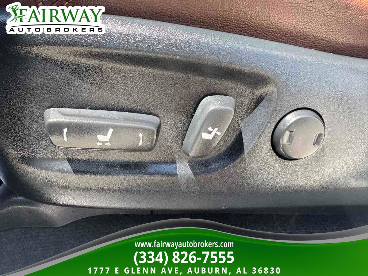 Used 2019 Toyota 4Runner Limited AWD/4WD image 16