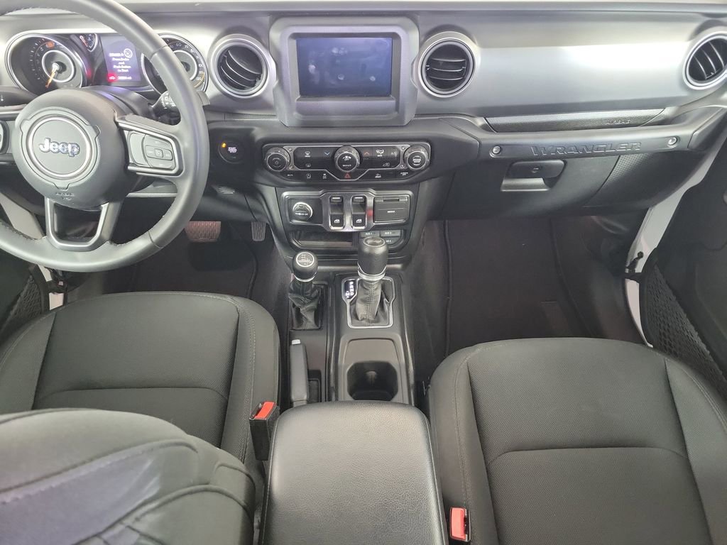 Used 2023 Jeep Wrangler Sport AWD/4WD image 15