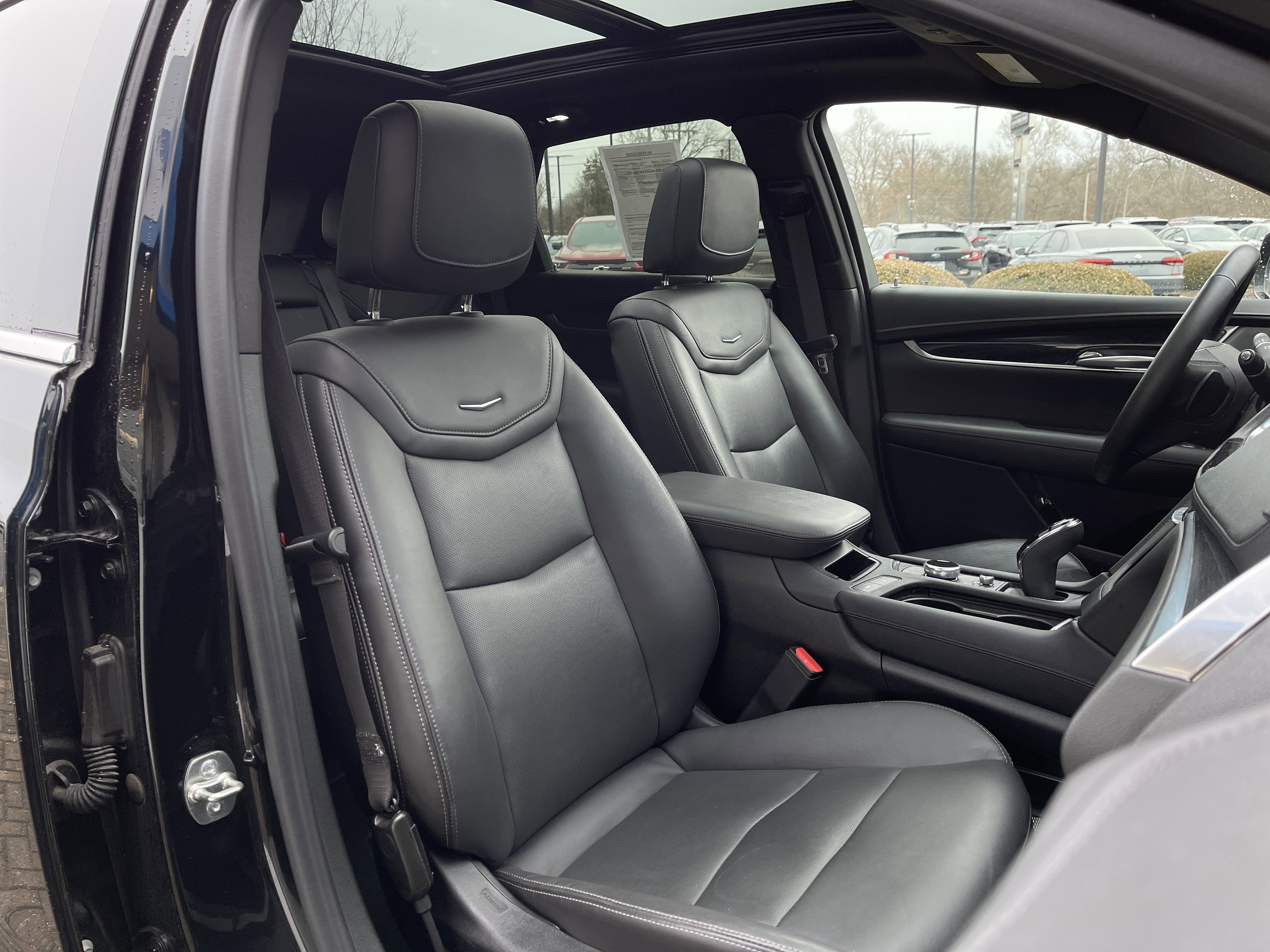 Certified 2025 Cadillac XT5 Premium Luxury image 38