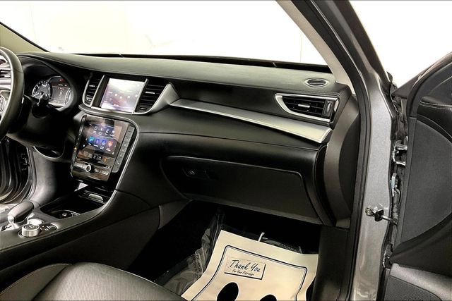 Used 2019 INFINITI QX50 Essential w/ Premium Heat Package image 16