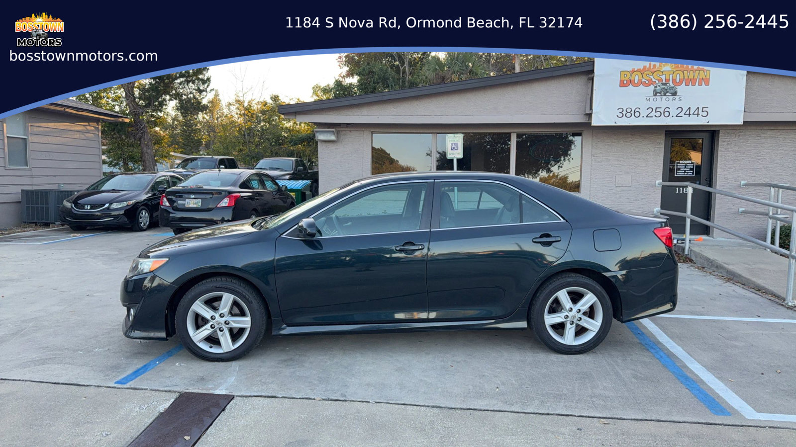 Used 2014 Toyota Camry L image 3