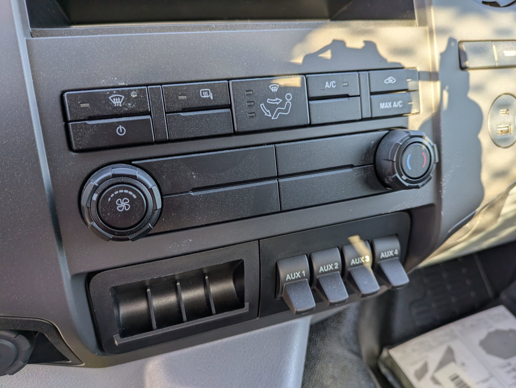 New 2027 Ford F750 2WD Regular Cab Super Duty image 23