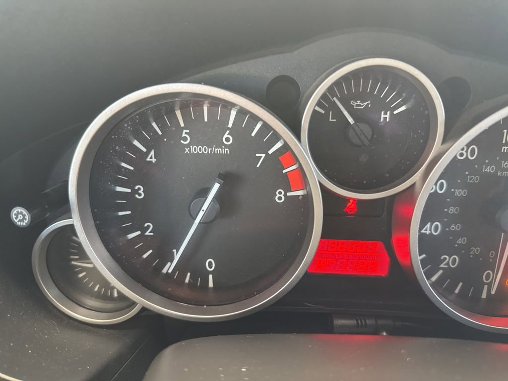 Used 2013 MAZDA MX-5 Miata Grand Touring RWD image 16