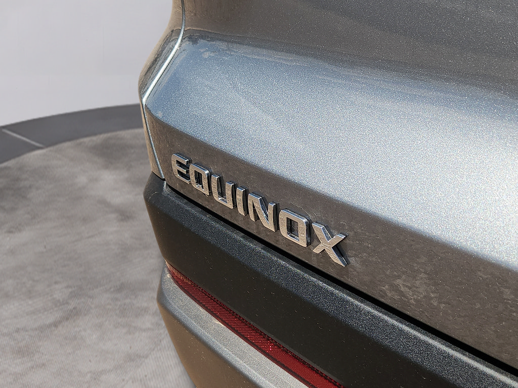 New 2027 Chevrolet Equinox LT FWD image 10