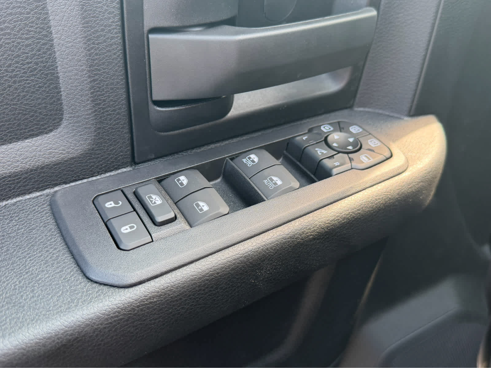 New 2027 RAM 2500 Tradesman AWD/4WD image 3