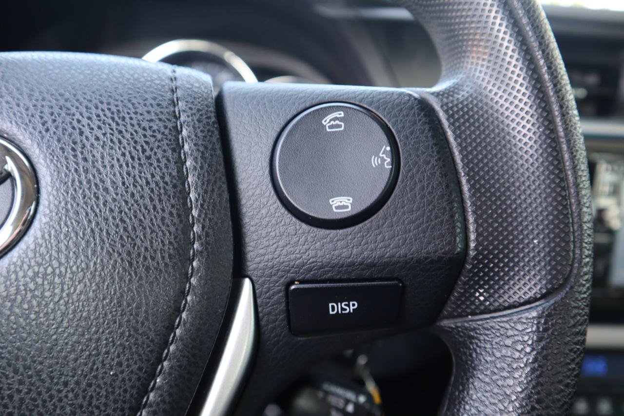 Used 2015 Toyota Corolla LE FWD image 50