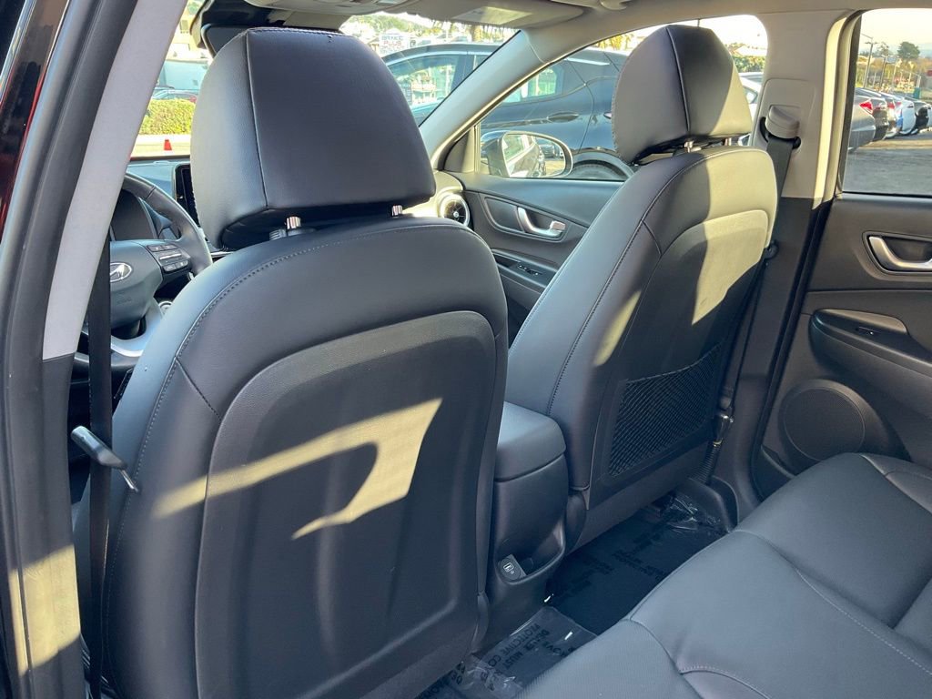 Used 2022 Hyundai Kona Limited w/ Cargo Package image 32