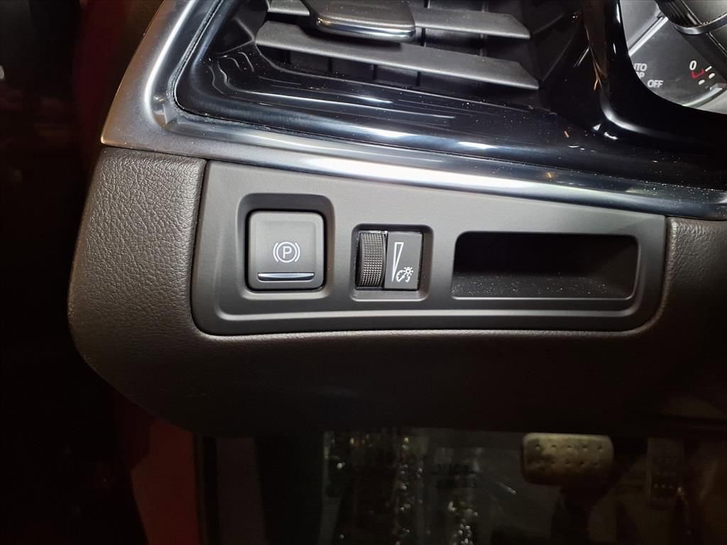 Certified 2022 Cadillac XT6 Premium Luxury image 13