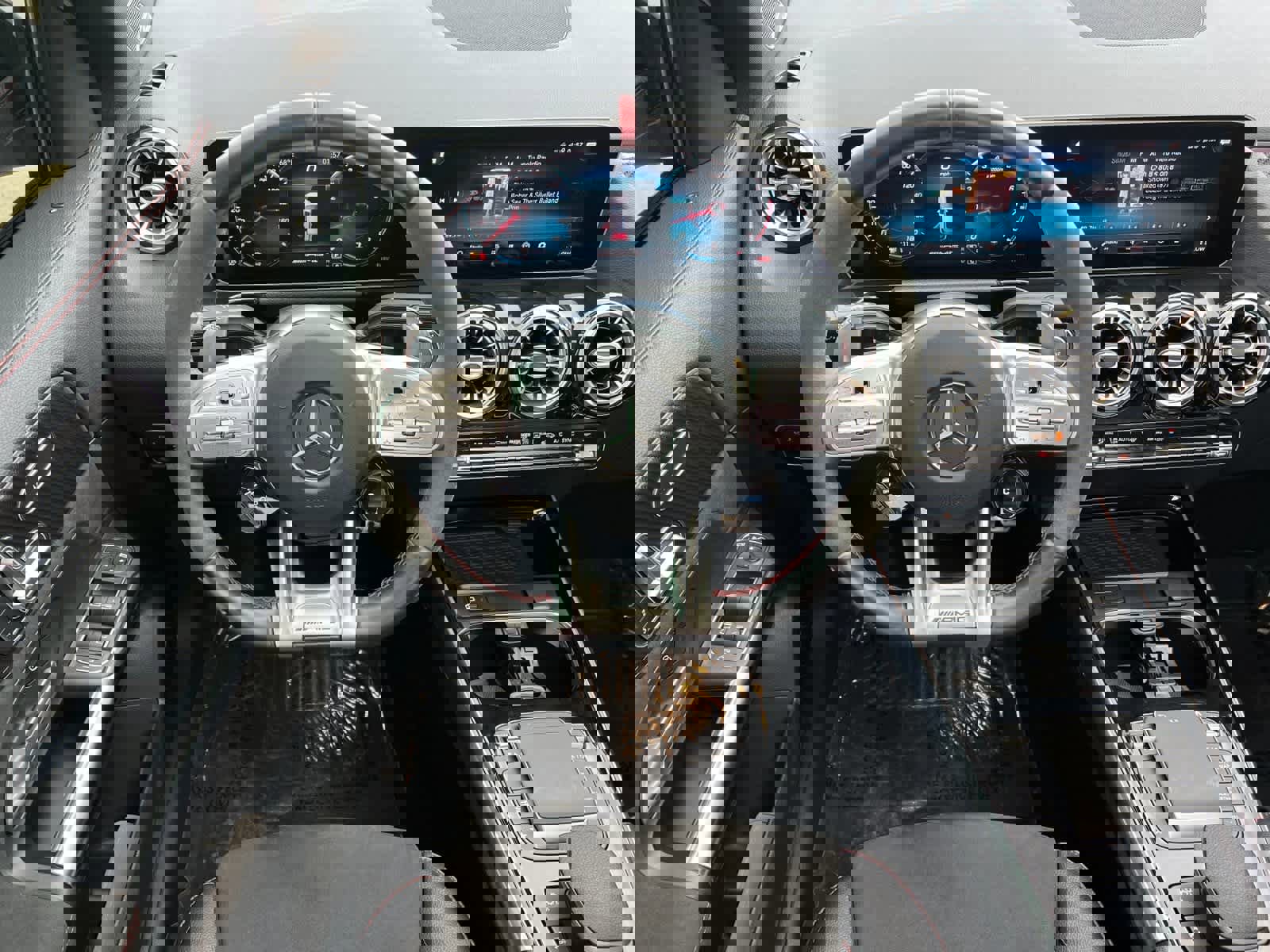 Used 2021 Mercedes-Benz GLA 35 AMG 4MATIC image 15