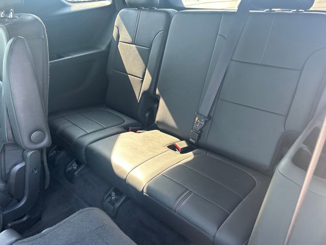 Used 2022 Chevrolet Traverse RS image 37