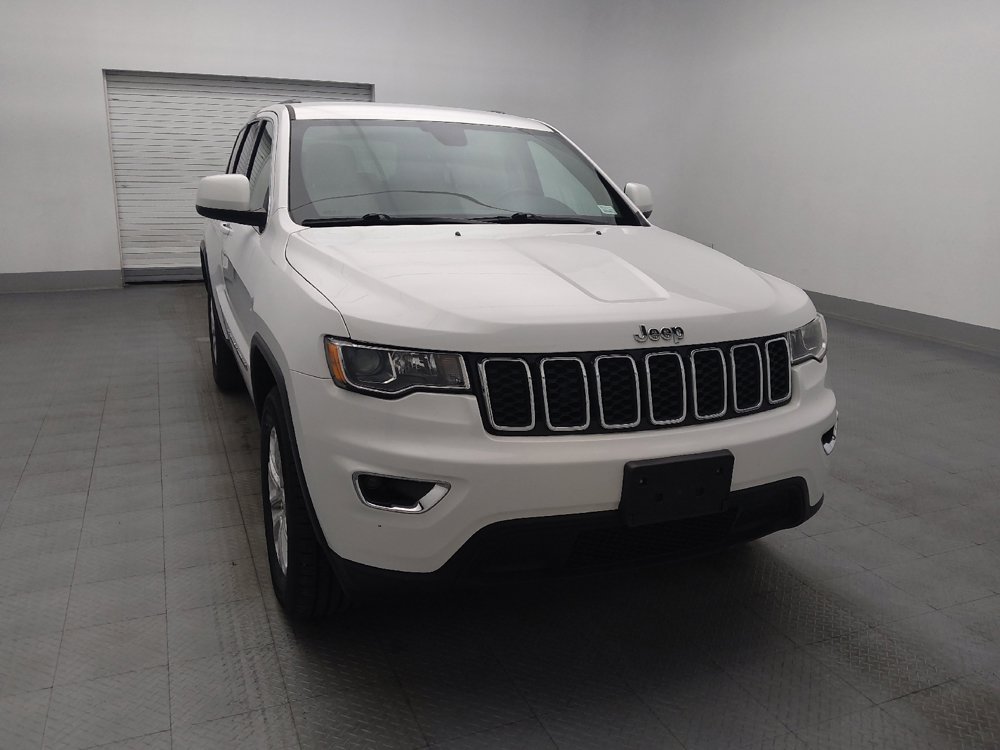 Used 2022 Jeep Grand Cherokee Laredo E AWD/4WD image 14