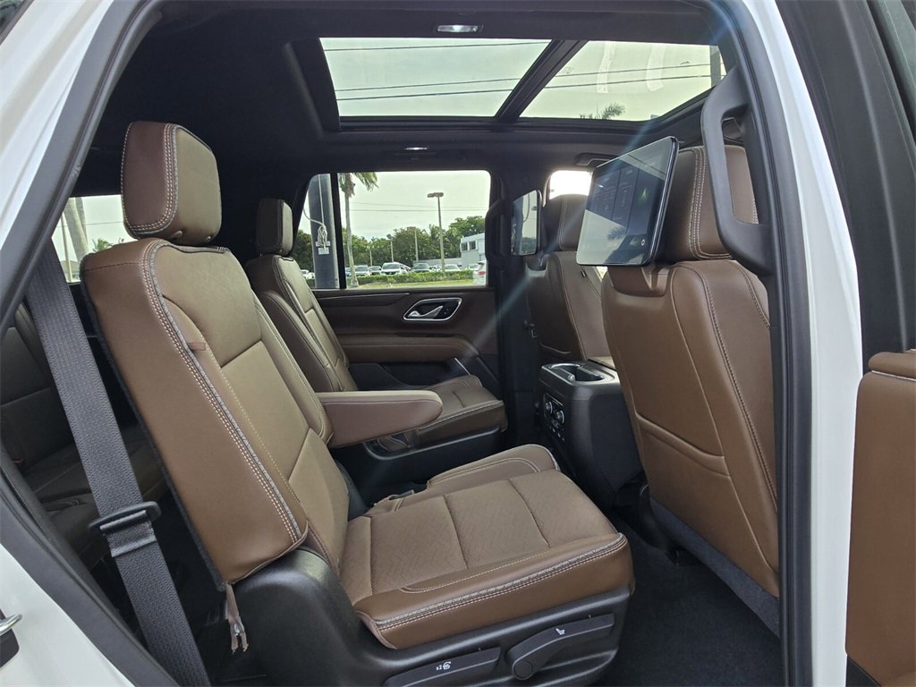 Used 2021 Chevrolet Tahoe High Country image 18