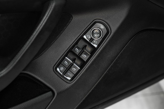 Used 2010 Porsche Panamera S image 42
