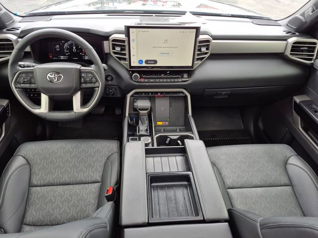 Used 2025 Toyota Tundra Limited image 17