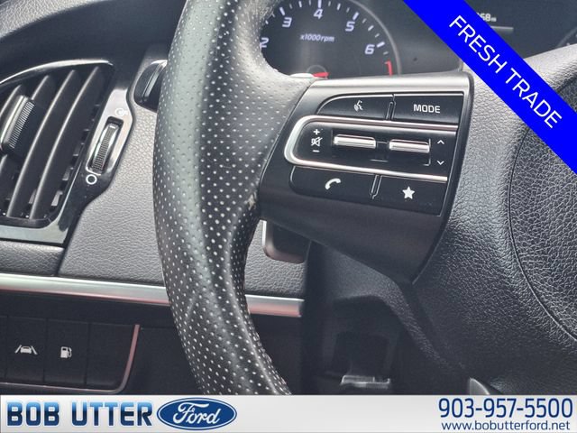 Used 2022 Kia Stinger GT1 w/ Red Interior Color Package RWD image 27