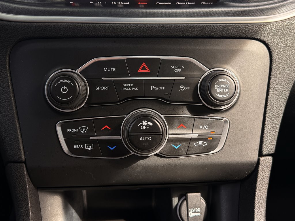 Used 2018 Dodge Charger R/T RWD image 26