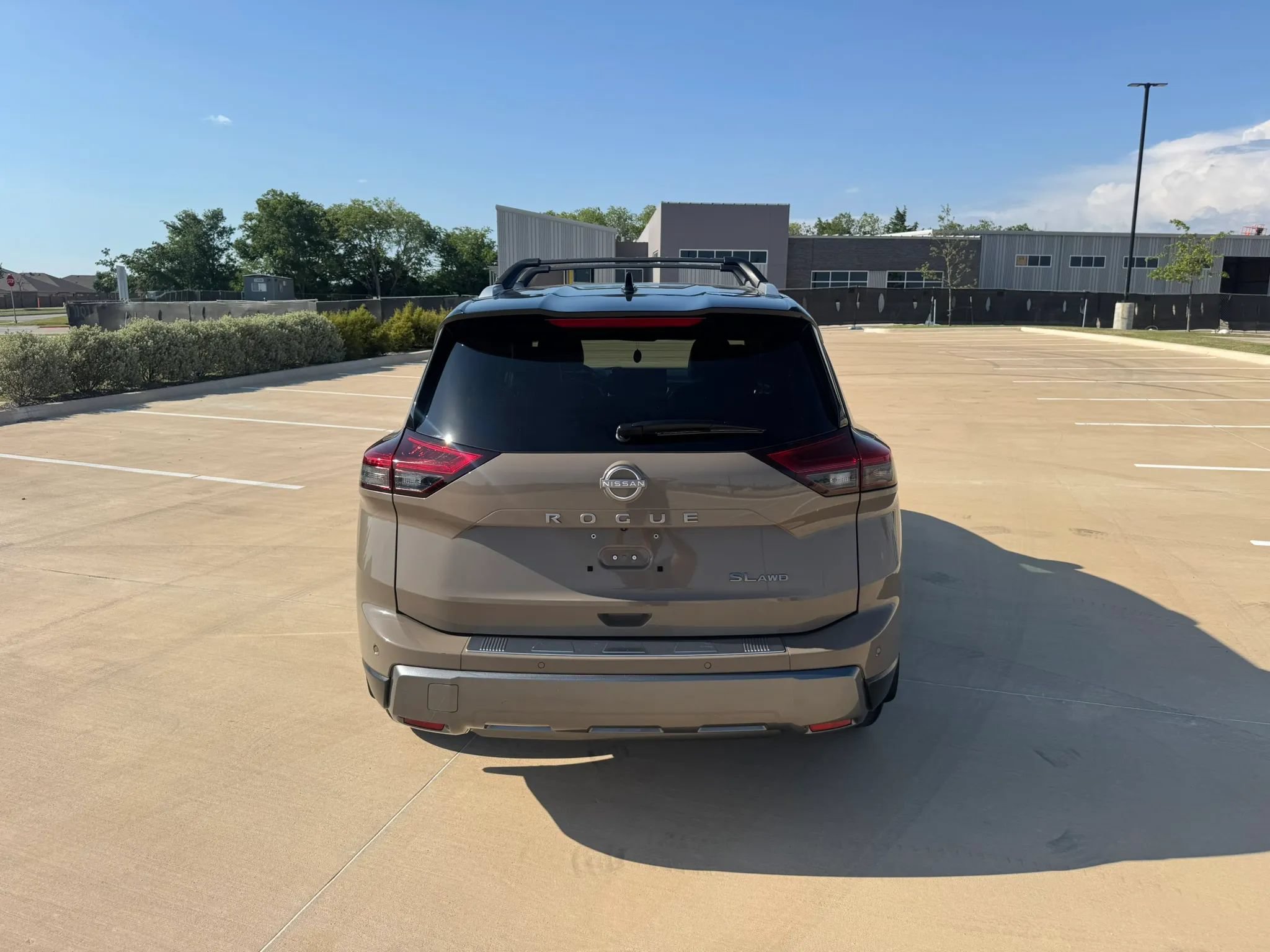 Used 2024 Nissan Rogue SL w/ SL Premium Package AWD/4WD image 7