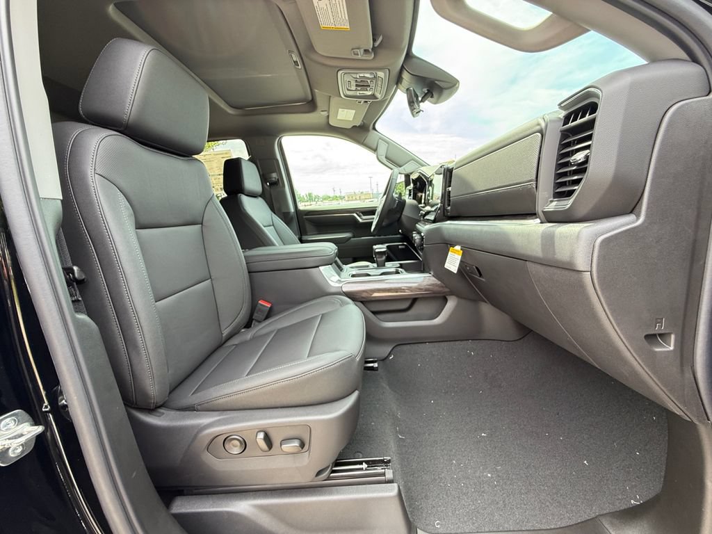 New 2026 Chevrolet Silverado 1500 LTZ w/ Technology Package AWD/4WD image 28