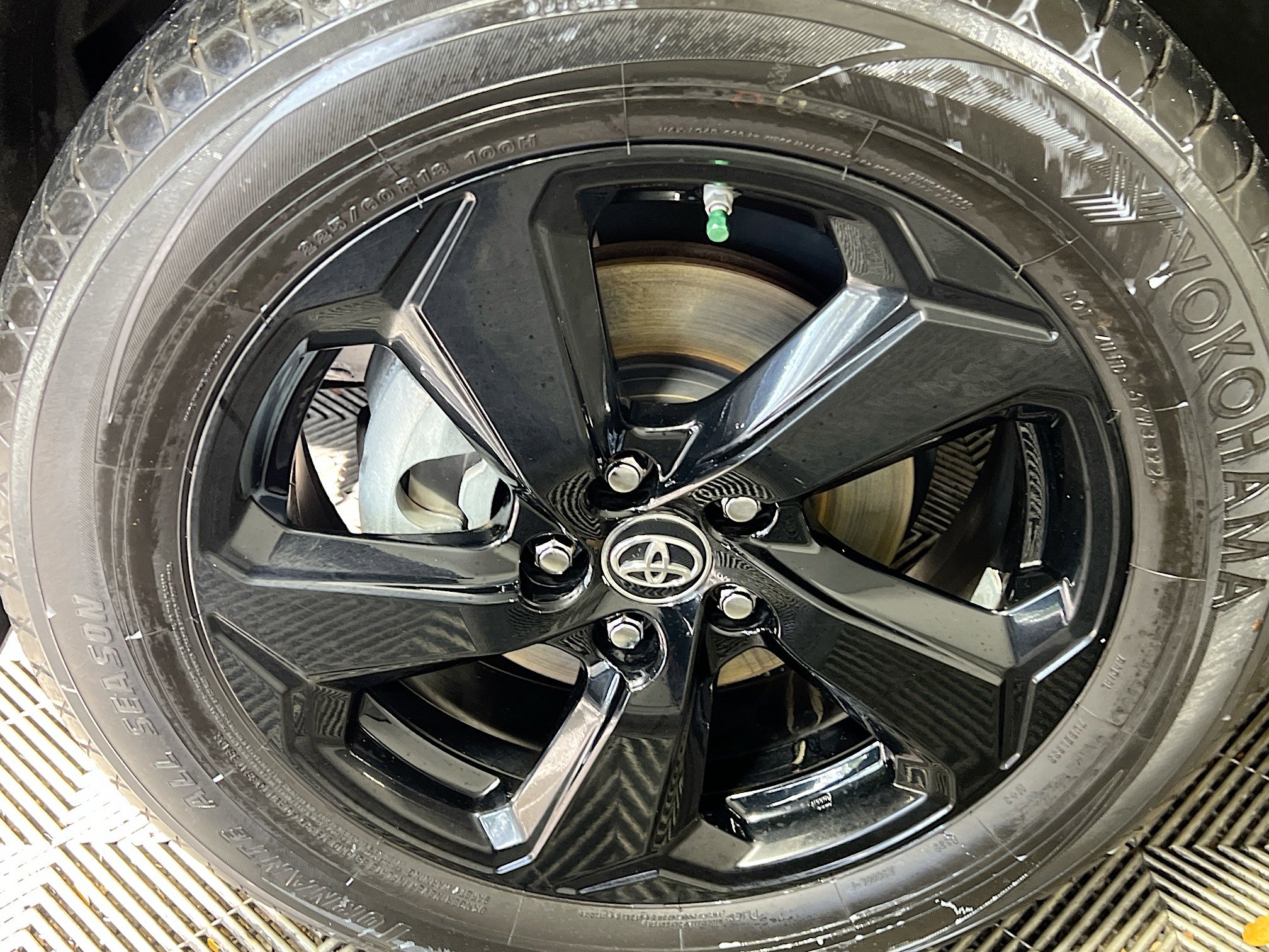 Used 2019 Toyota RAV4 XSE image 14