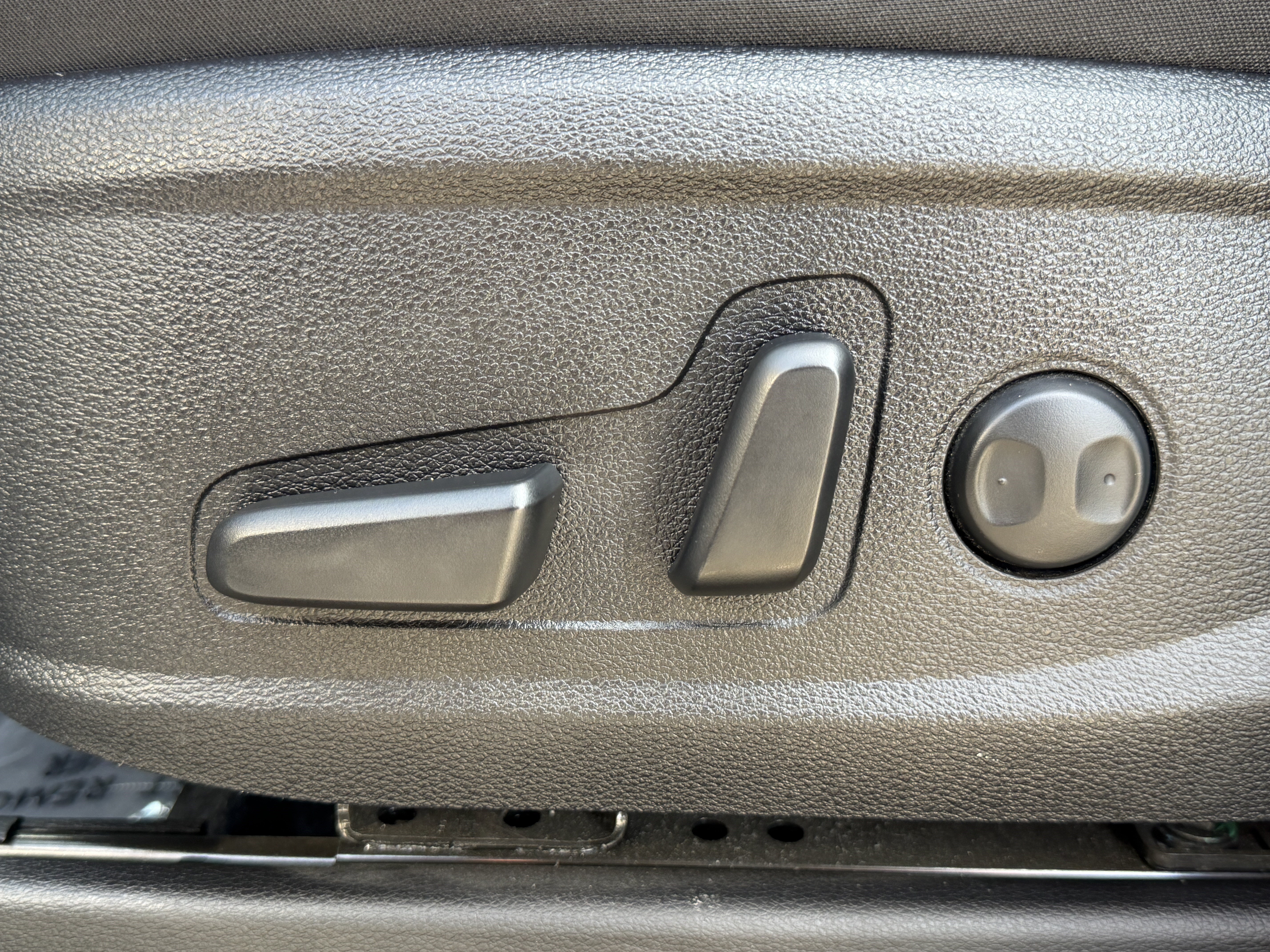 Certified 2024 Kia Telluride S FWD image 16